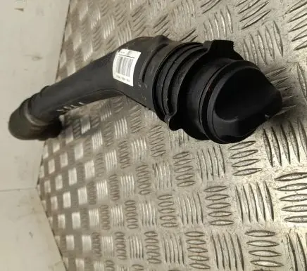 Fuel tank filler neck pipe