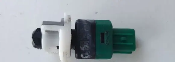 Hyundai Tucson TL Brake pedal sensor switch
