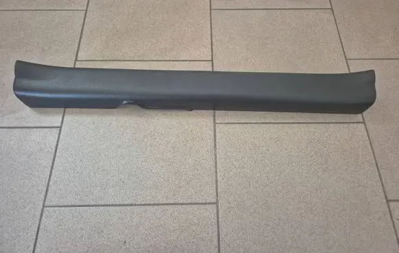 Hyundai i40 Front sill trim cover 858713Z000