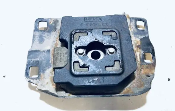 Ford Focus C-MAX Engine mount bracket 4n516f031aa 5m517n121mb