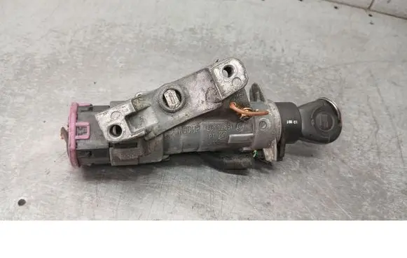 Seat Toledo II (1M) Ignition lock 4B0905851C