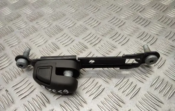Chrysler Pacifica Seat belt adjustment rail 5LA64DX9AB