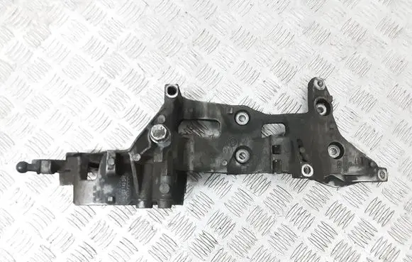 Volkswagen Golf VII A/C compressor mount bracket 04L903143