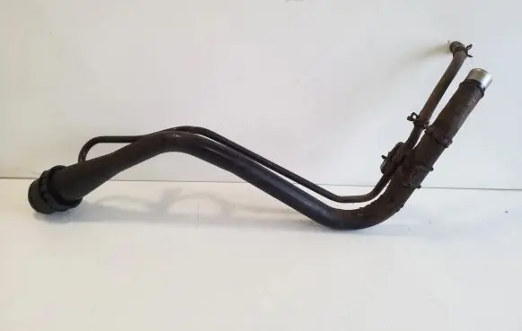 Fuel tank filler neck pipe