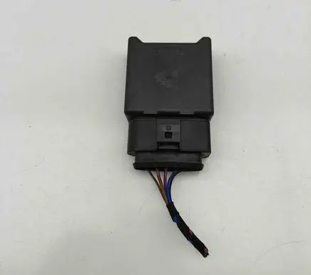 Skoda Karoq Fuel injection pump control unit/module 5Q0906093B
