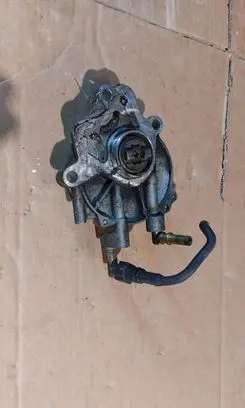 Jaguar XF X250 Vacuum pump 9X2Q2A451BD 09T3100161