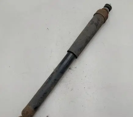 Nissan Leaf II (ZE1) Rear shock absorber/damper