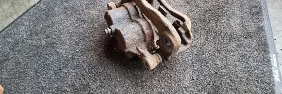 Volkswagen Crafter Front brake caliper 2N0615123 2N0615125