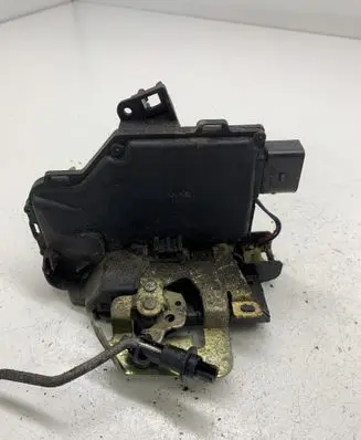 Audi A6 S6 C5 4B Front door lock