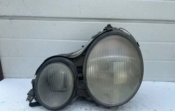 Mercedes-Benz E W210 Headlight/headlamp