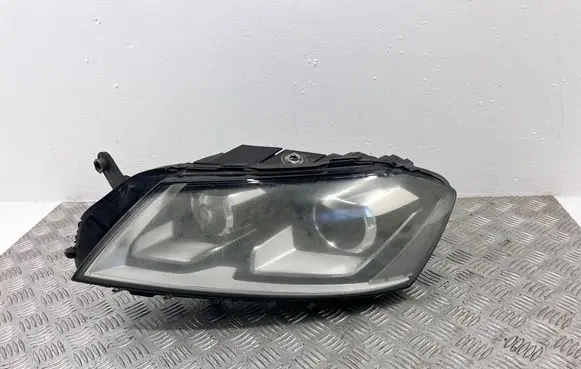 Volkswagen PASSAT B7 Headlight/headlamp 90005332