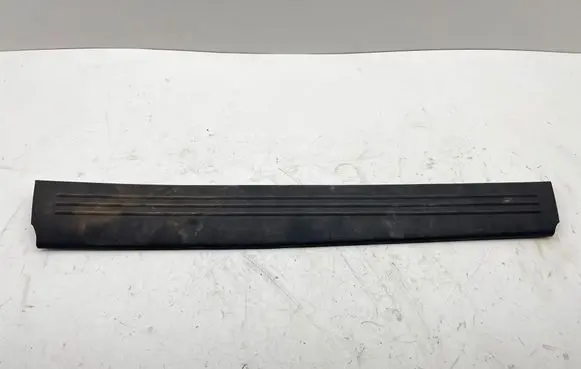 Chrysler Grand Voyager V Rear sill trim cover P0ZR34XDVAE