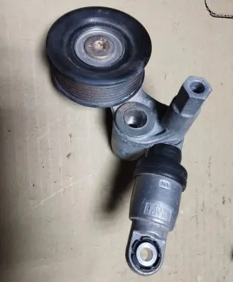 Honda Accord Alternator belt tensioner 5802972100