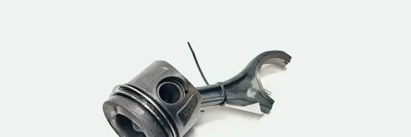 Mitsubishi Montero Piston 