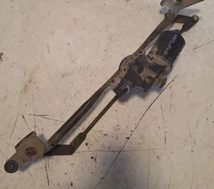 Mazda 6 Front wiper linkage and motor 8492002390
