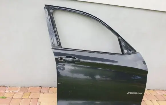 BMW X3 F25 Front door
