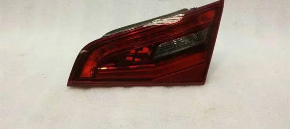 Audi A3 S3 8V Tailgate rear/tail lights 8V4945094A