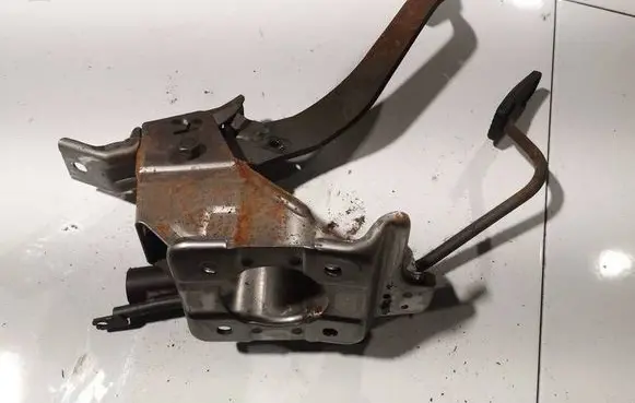 Brake pedal