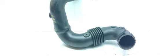 Nissan NV400 Air intake duct part 165554107R