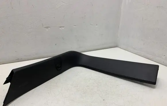 Volvo XC40 Tailgate trim 31462092 64410172