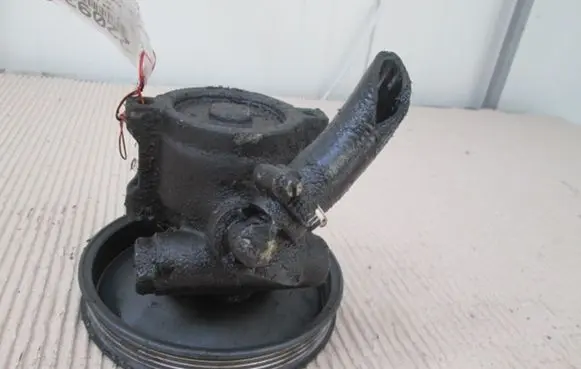 Ford Escort Power steering pump
