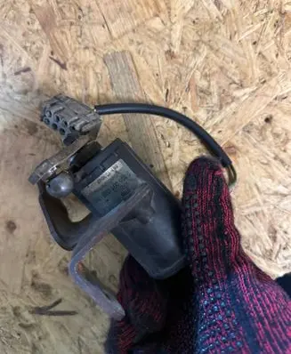 Audi A6 S6 C4 4A Accelerator throttle pedal 0205001039