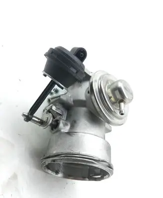 Volkswagen Touareg I Throttle valve