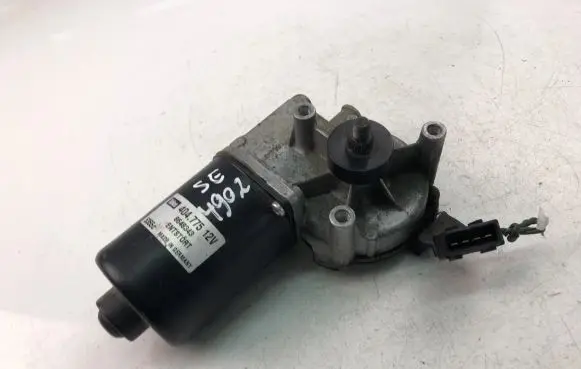 Volvo S60 Wiper motor 8648343