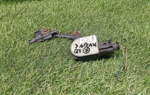 Audi Q7 4L Yaw turn rate sensor 1T0907503 7L6616213