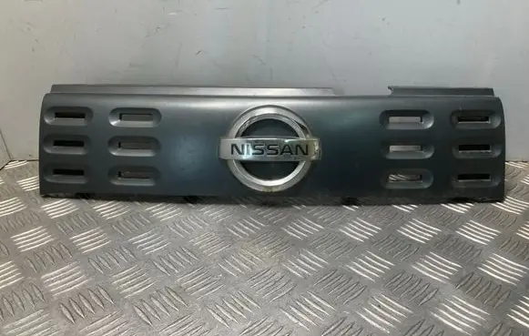 Nissan Cube Z12 Front grill 620701FA0A