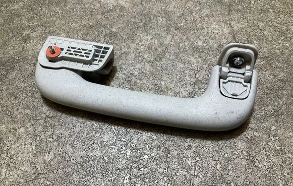 Hyundai Kona II Rear interior roof grab handle