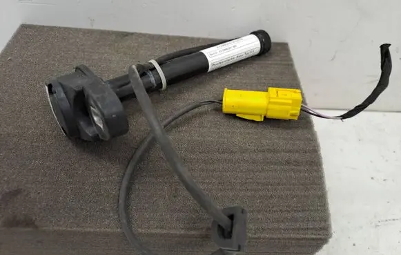 Mercedes-Benz E W213 Bonnet Pedestrian Airbag Actuator 2139062201B A2139062201