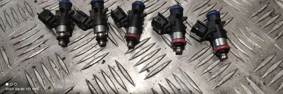Dodge Challenger Fuel injector 5184085AC