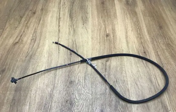 Porsche Macan (95B) Engine bonnet/hood lock release cable 95B823535