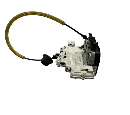 Audi A6 S6 C6 4F Front door lock 4F0839016