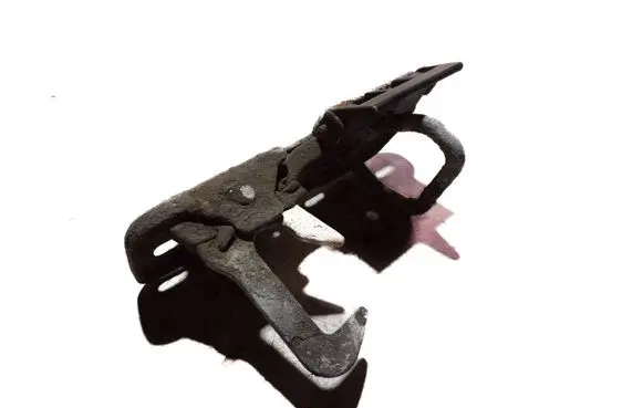 Volkswagen Golf V Engine bonnet/hood lock/latch loop/hook 1K0823480