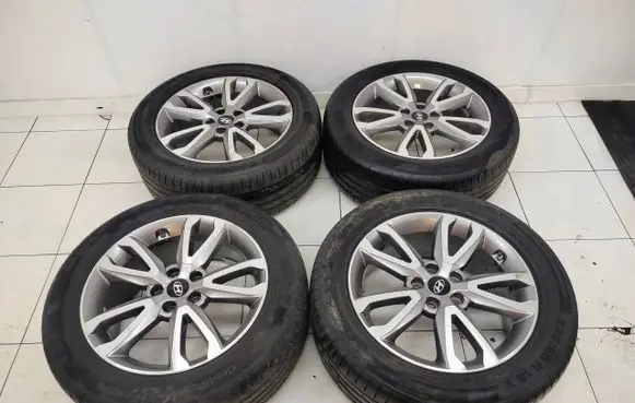 Hyundai Santa Fe R18 alloy rim 52910A1185