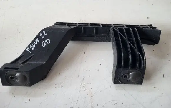 Peugeot 3008 II Rear door windshield rail 9811415680D