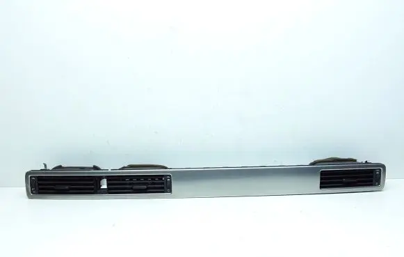 Volvo XC70 Dash center air vent grill 30715143
