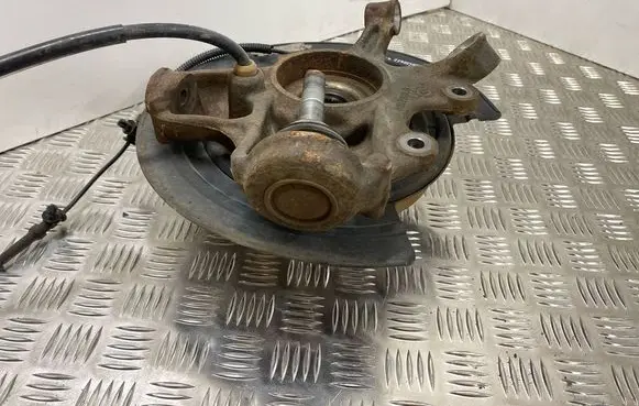 Jeep Grand Cherokee Rear wheel hub 04877113AC 05154230AF
