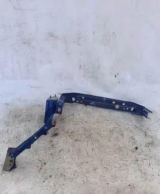 Toyota Yaris Radiator support slam panel