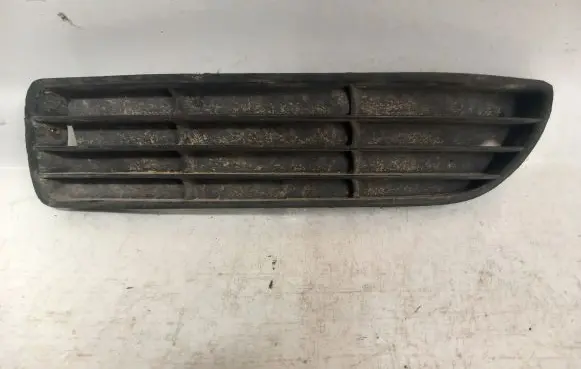 Audi A4 S4 B5 8D Front bumper lower grill 3d0807345b