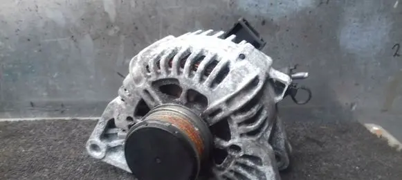 KIA Soul Generator/alternator 373002A150