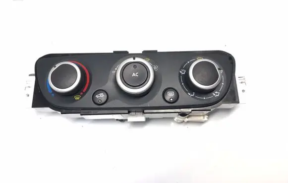 Renault Megane III Climate control unit T1001877V