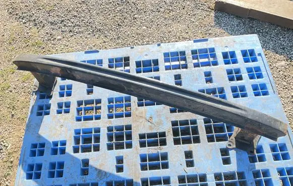 Volkswagen Jetta V Rear bumper cross member 1K5807311A