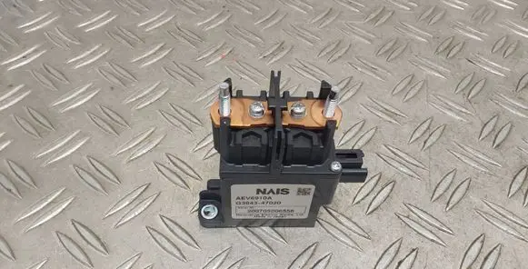 Toyota Prius (NHW20) Other relay G384347020