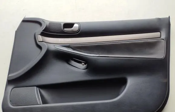 Front door card panel trim