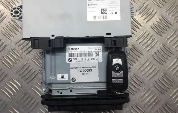 BMW 5 F10 F11 Engine ECU kit and lock set 8518891 0281018784 9257038