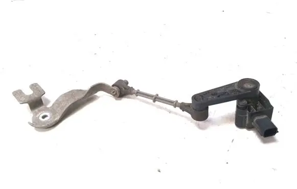Ford Focus Air suspension front height level sensor 3048976