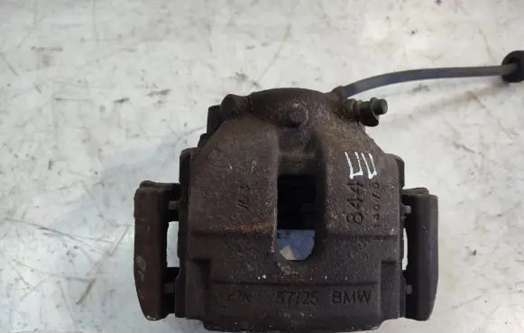 BMW X3 E83 Front brake caliper